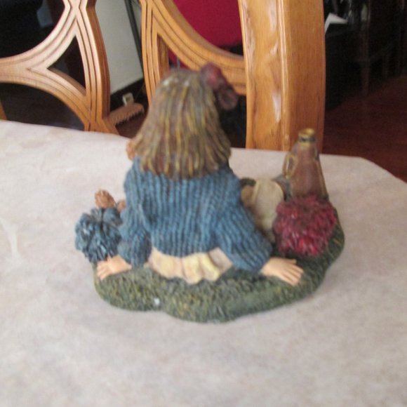 THE BOYDS  COLLECTION YESTERDAY 'CHILD  THE DOLLSTONE COLLECTION - Picture 2 of 3